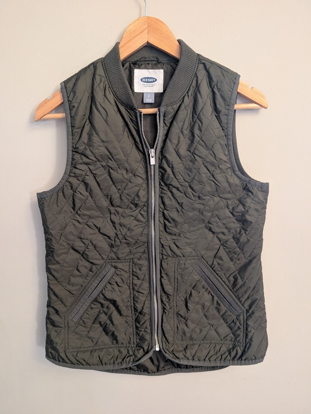 Old Navy Olive Green Quilted Vest Size S